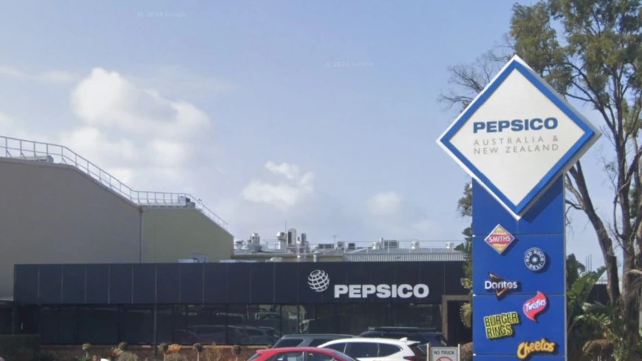Seven fire trucks respond to Smith Snackfood warehouse fire in South Australia
