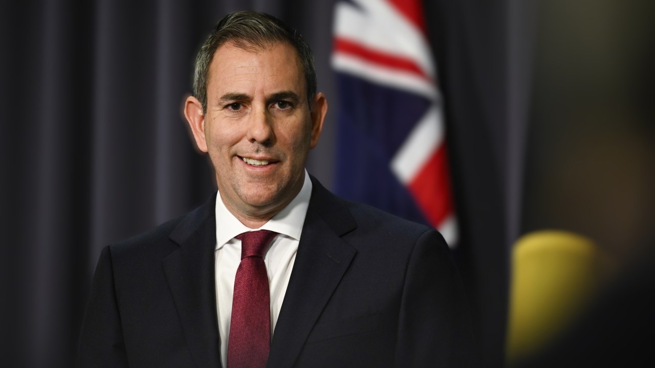 Sky News host Paul Murray brands Jim Chalmers 'snake charmer' after Treasurer deflects interest rate transparency questions