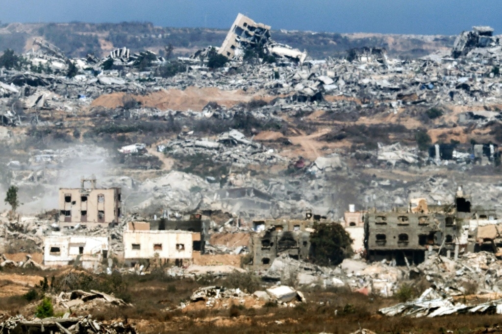 Gaza famine warning as Israel resists ceasefire calls