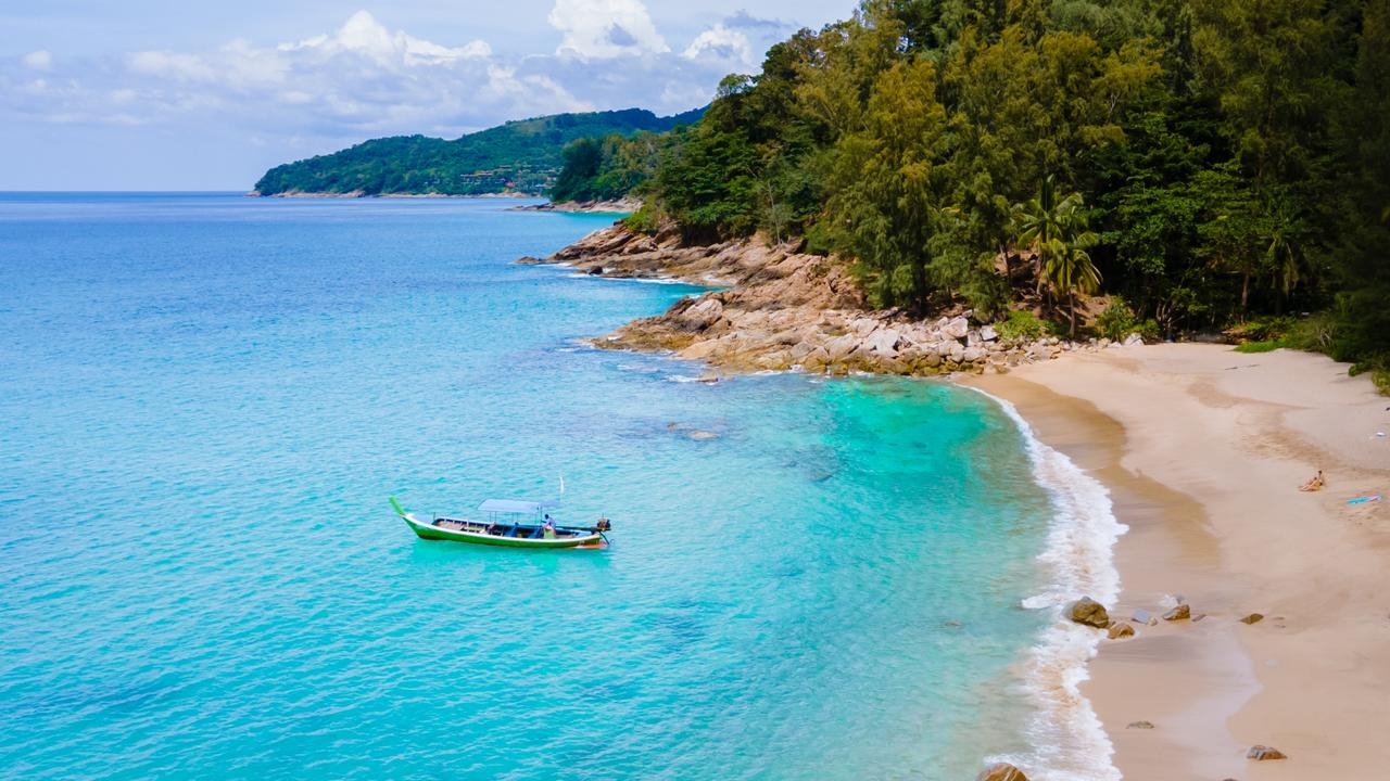 Smart Traveller issues fresh travel warning for Thailand on security fears