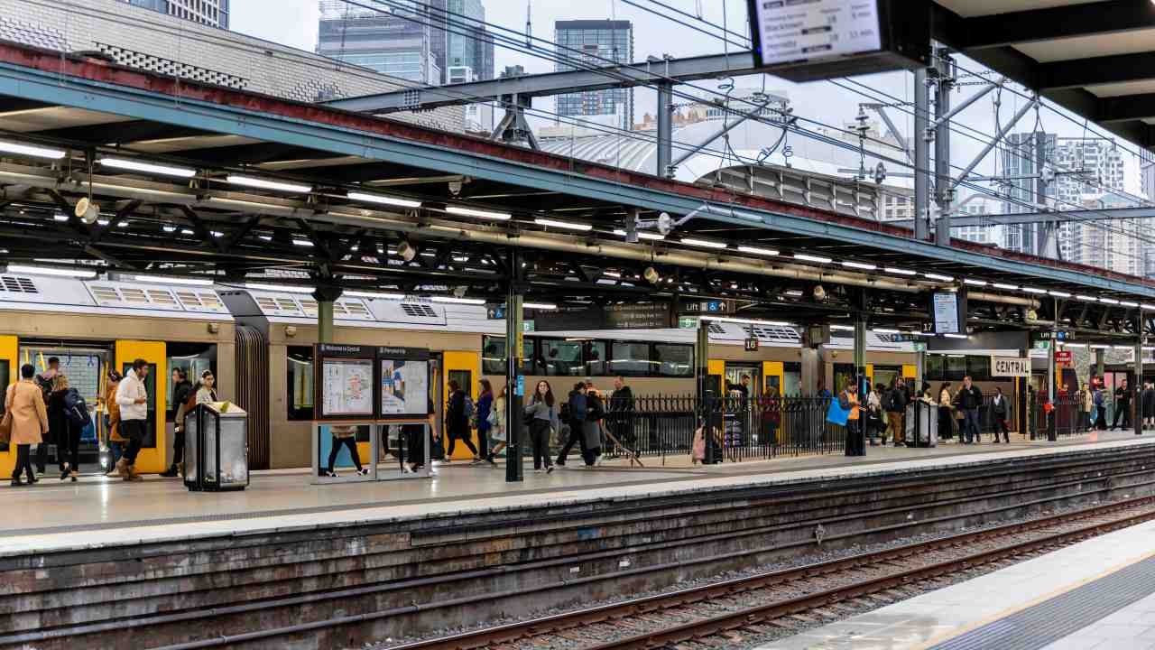Almost 1,000 jobs including senior roles set to scrapped from Transport for NSW as part of major departmental restructure