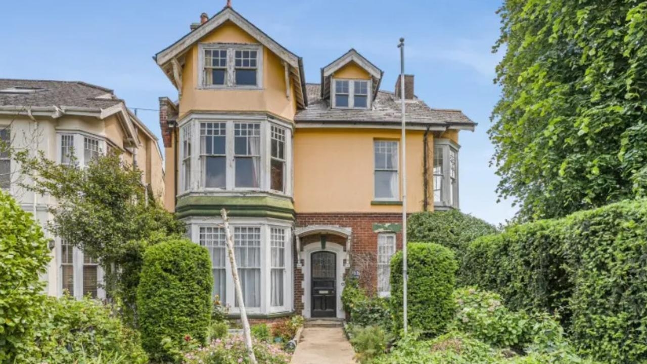 $1.3m beach house has creepy bathroom secret
