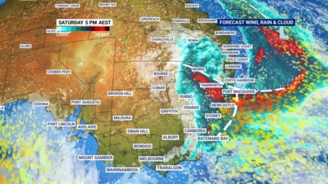 Rain set to soak East Coast as flood warnings stretch across NSW