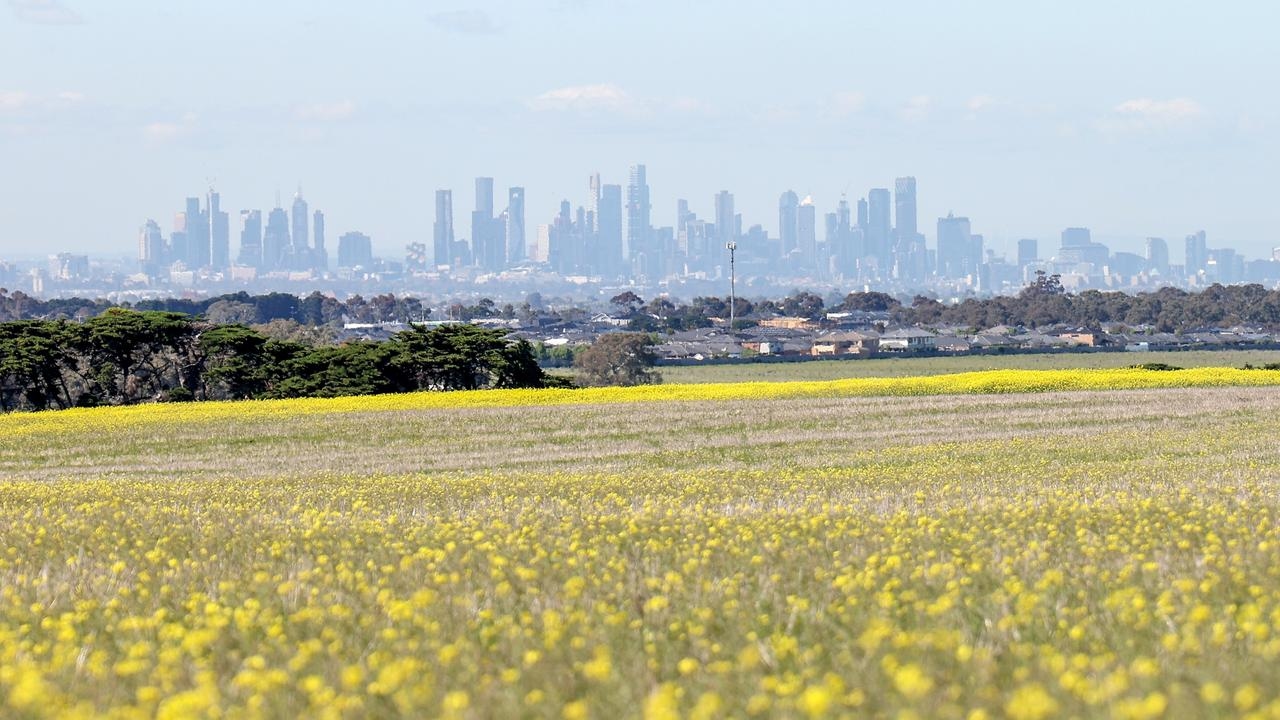 Field of dreams: Racing Victoria has time to unlock Oaklands potential