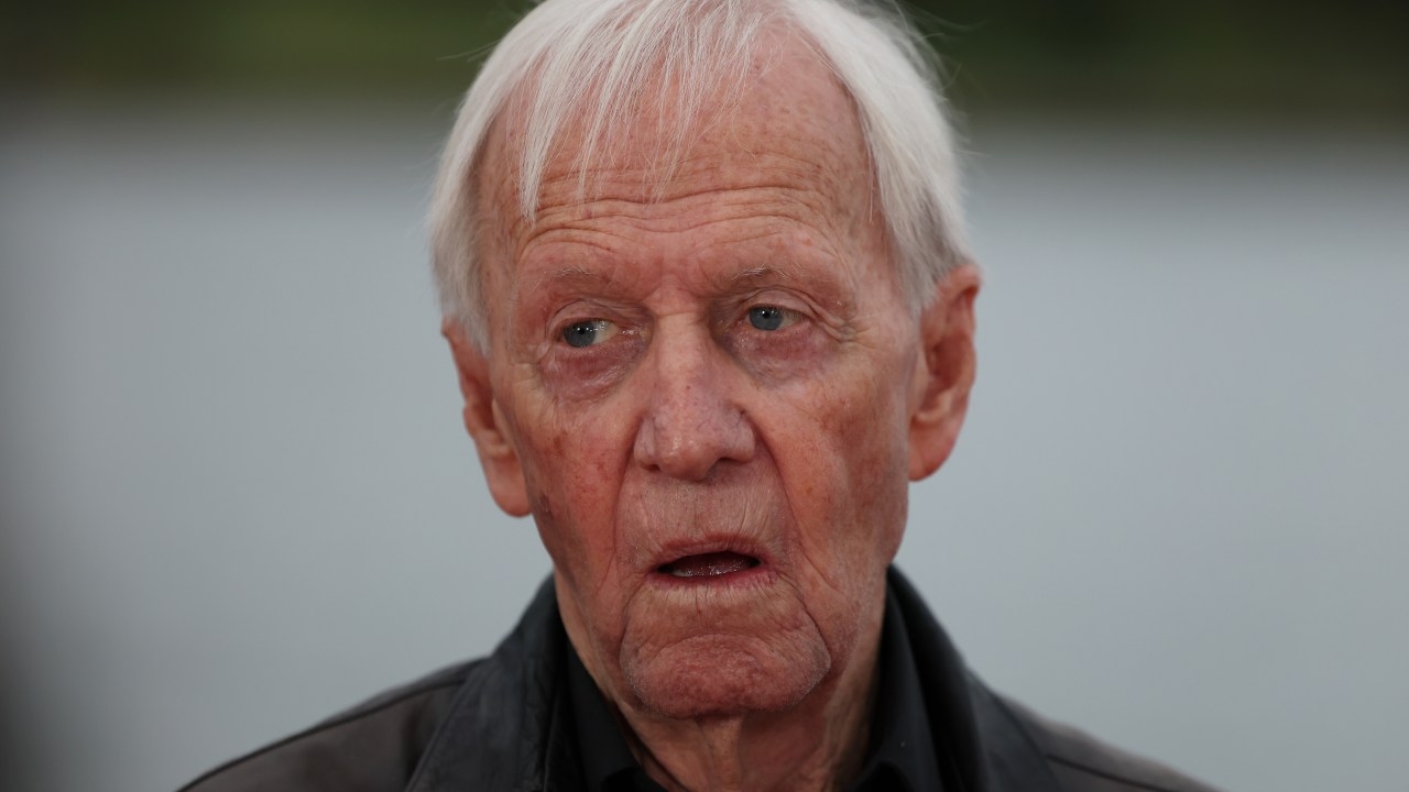 'Put that in my will': Crocodile Dundee star Paul Hogan's final wish to return home to Australia revealed as he opens up about family and health at 85