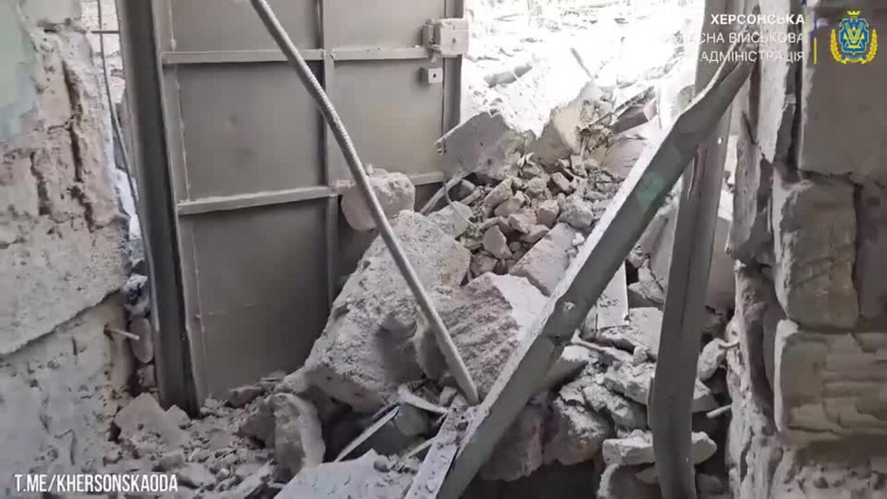 Central Kherson Hit by Damaging Russian Strikes