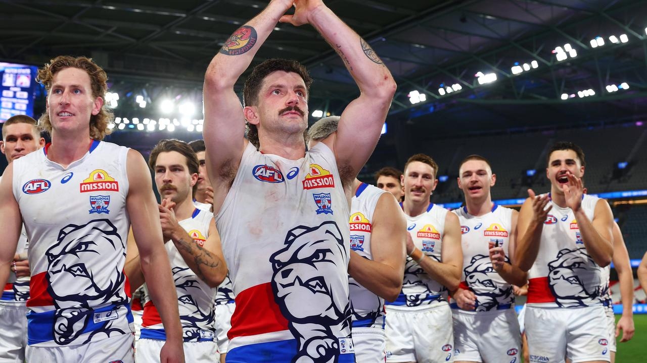 Luke Beveridge says the Western Bulldogs can beat the AFL's best teams despite a record which says otherwise
