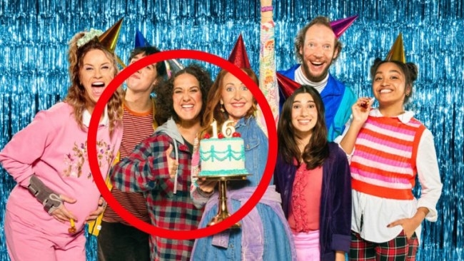 Casey Donovan unrecognisable in first look at new musical Kimberly Akimbo after admitting new diet ‘isn't easy'