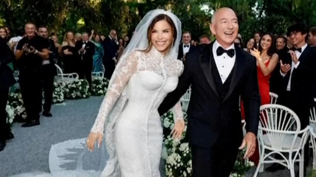 Jeff Bezos and Lauren Sánchez officially tie the knot