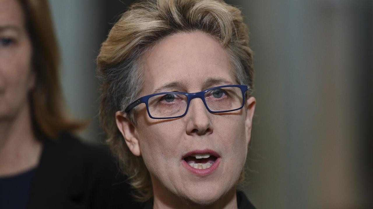 Australian Council of Trade Unions attacks businesses for employee burnout