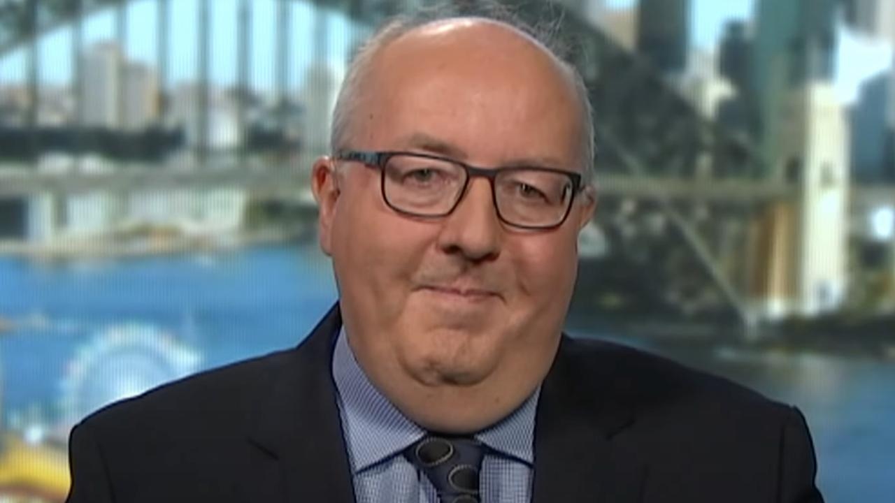 ‘Absolute legend': Veteran ABC journalist Peter Ryan dies at 64 after battle with cancer