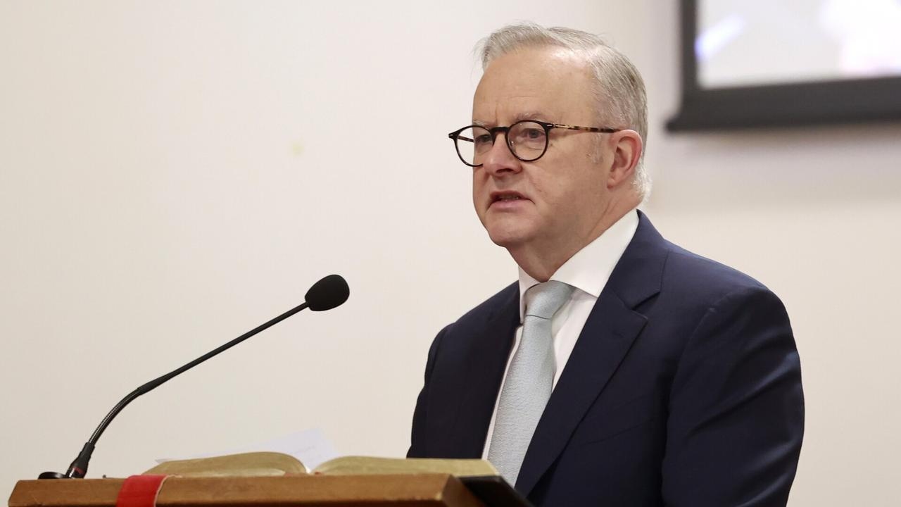 Albanese has ‘comprehensively mismanaged' securing a meeting with Trump