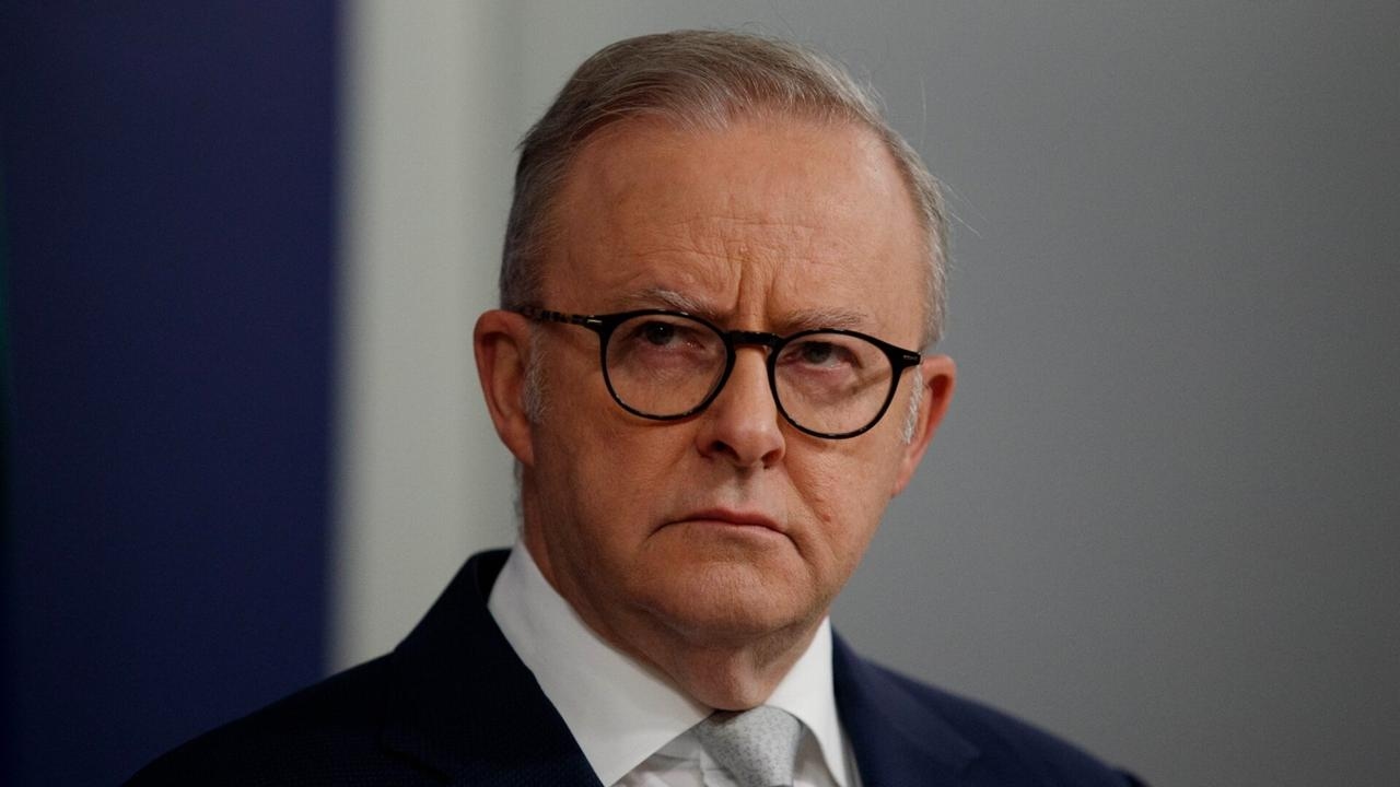Anthony Albanese avoiding ‘ritual humiliation' by Trump in the Oval Office