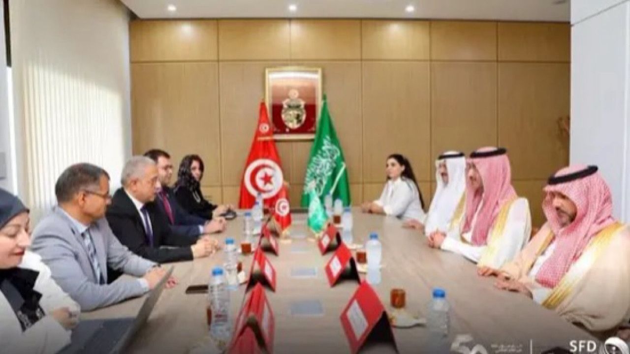 المملكة تموّل مشاريع بنية تحتية في تونس بـ38 مليون دولار