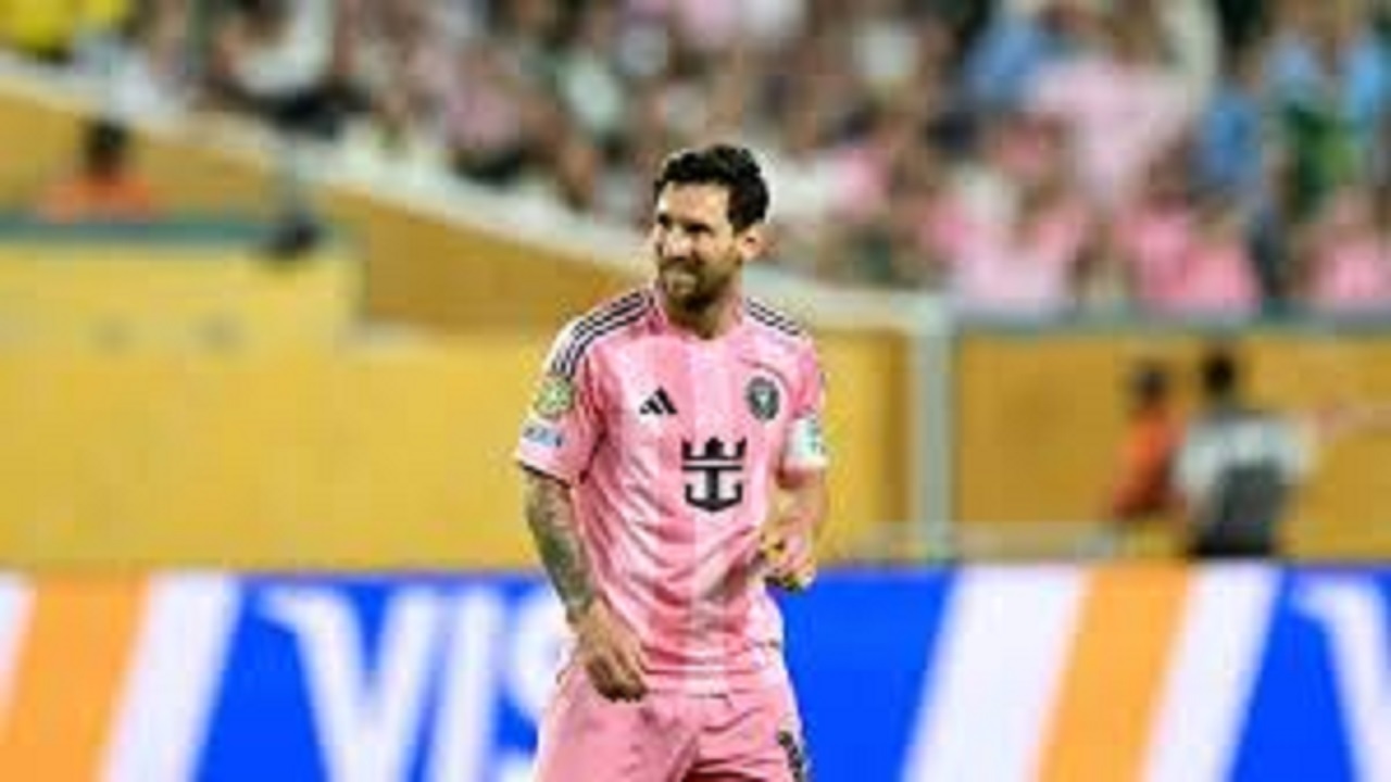 ميسي يفشل في معادلة رقم رونالدو التاريخي في كأس العالم للأندية