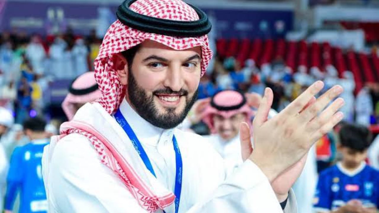 بن نافل: رفعنا راية المملكة ونافسنا الأندية العالمية بشرف
