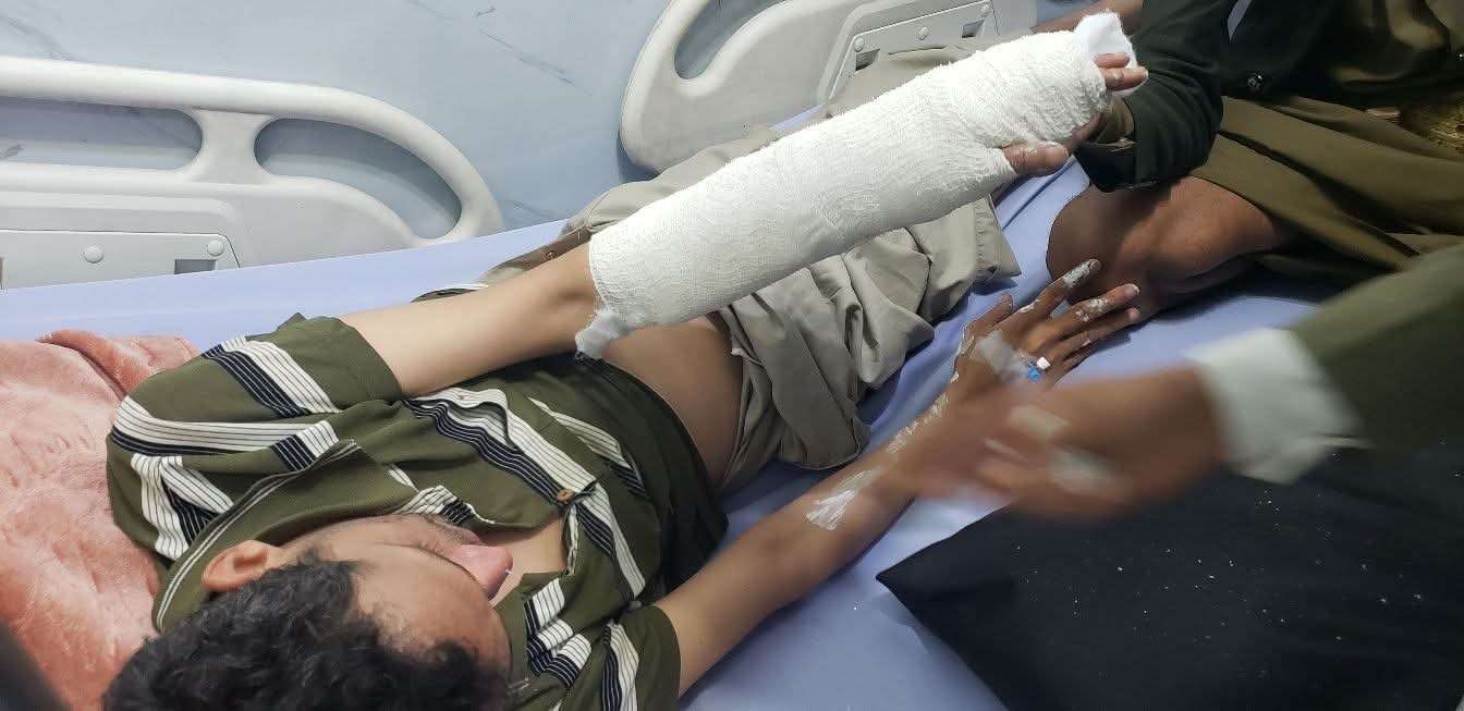 شاهد اول الصور للاعتداء على صحفي بارز في صنعاء