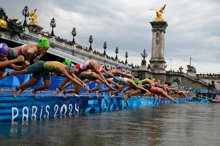 Seine Reopens To Paris Swimmers After Century-long Ban
