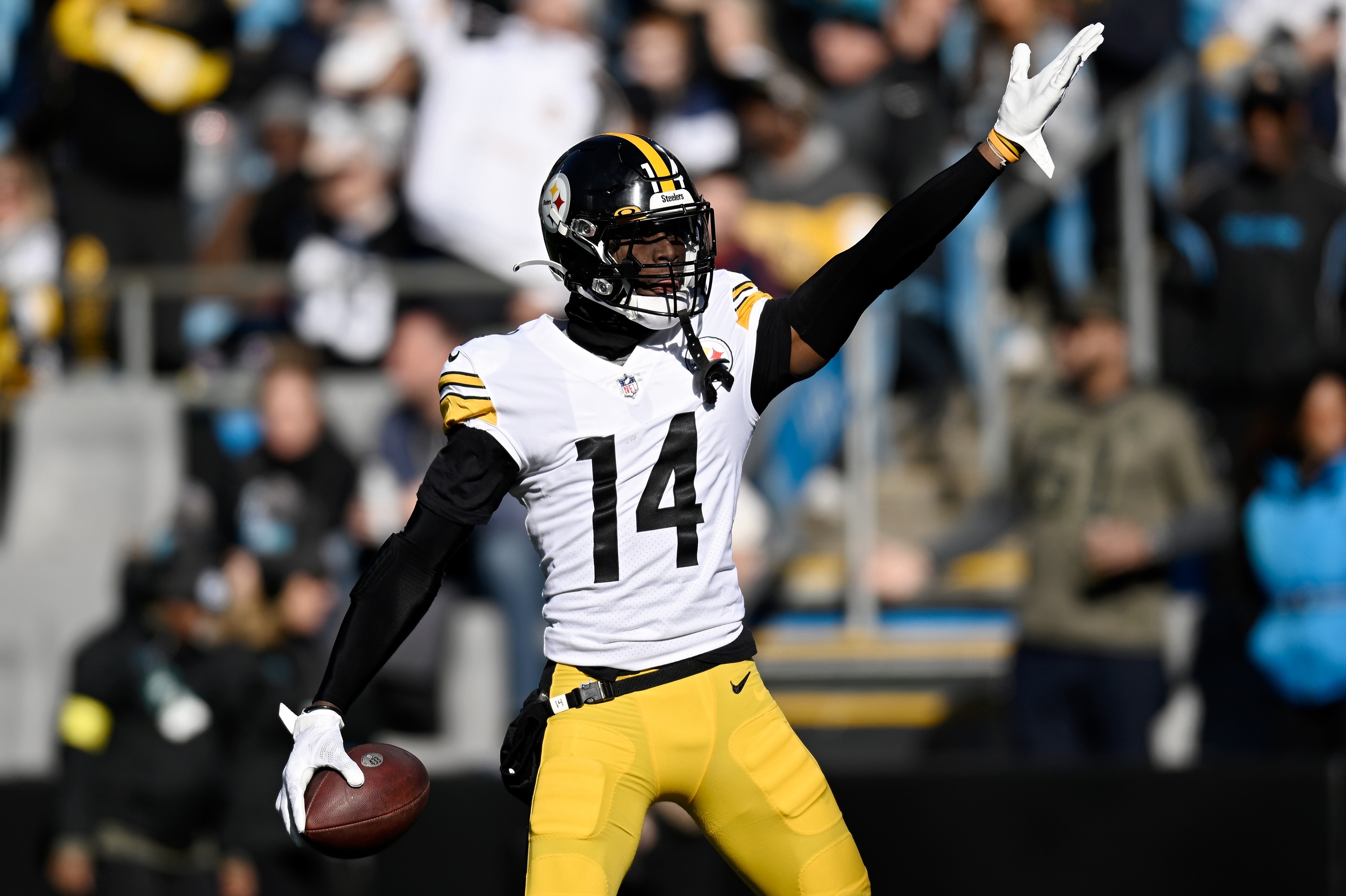 Cowboys Wideout Viewed as 'Major Player' in NFC East Race