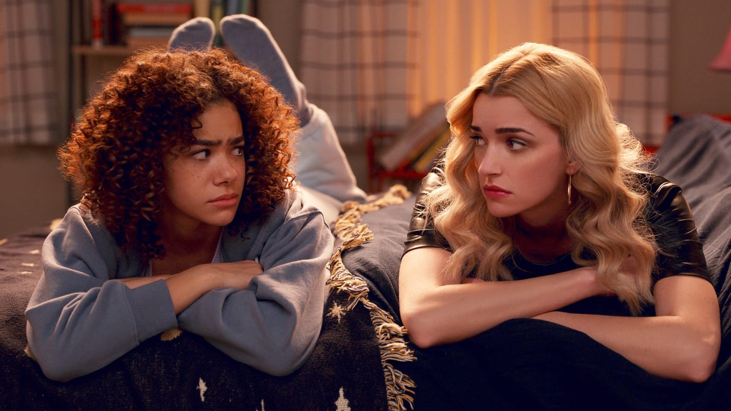 Everything We Know About Netflix's Season 4 of 'Ginny & Georgia'