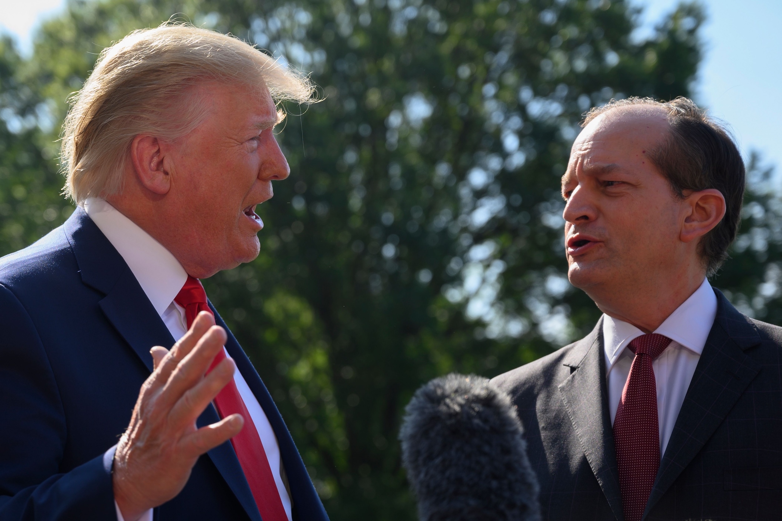 Former Labor Secretary: Here's How Trump Should Rebuild American Manufacturing