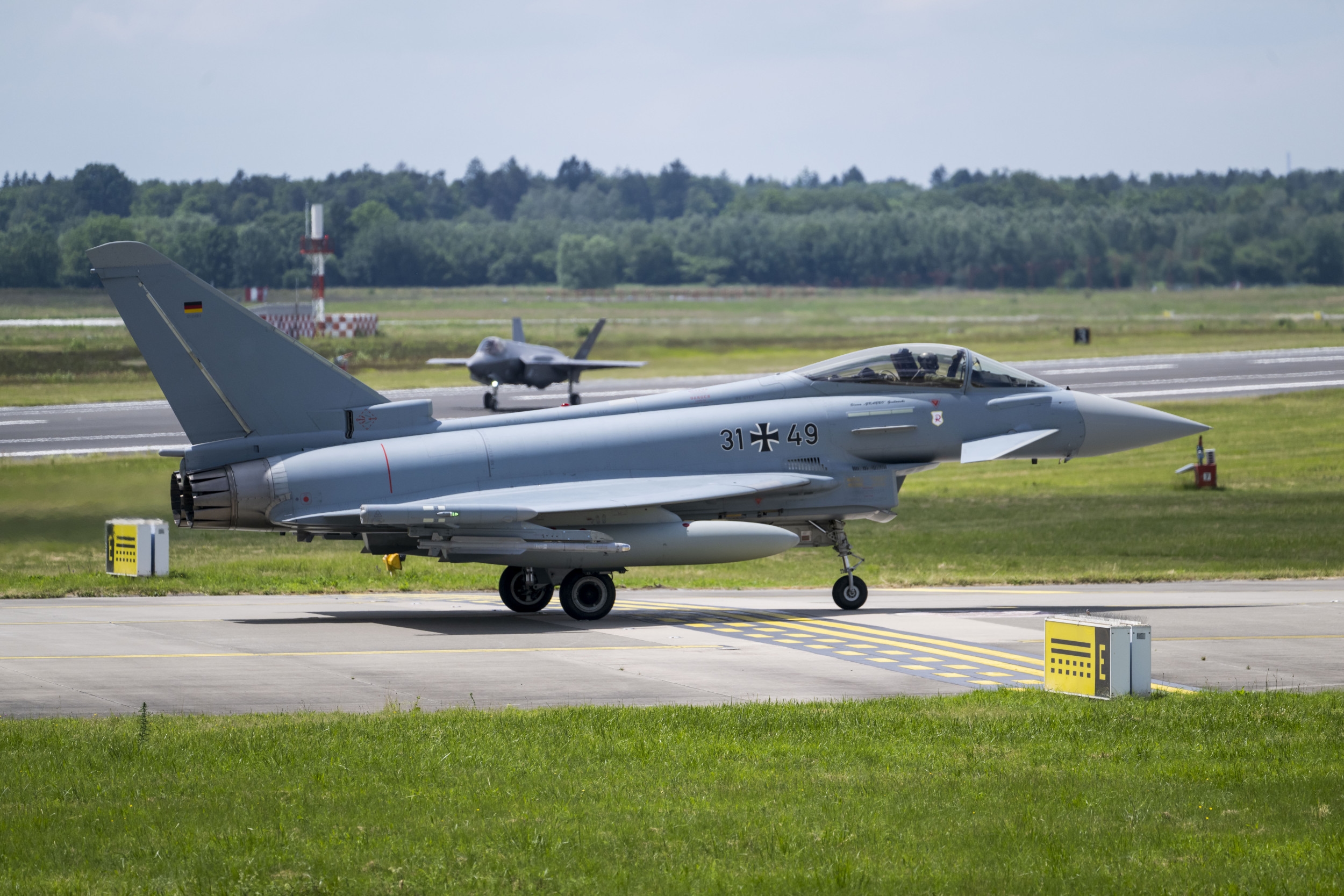 NATO Scrambles Fighter Jets To Intercept Russia Spy Planes
