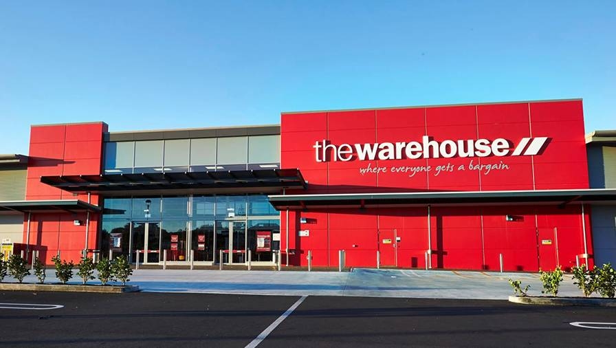 Warehouse guidance straddles profit and loss