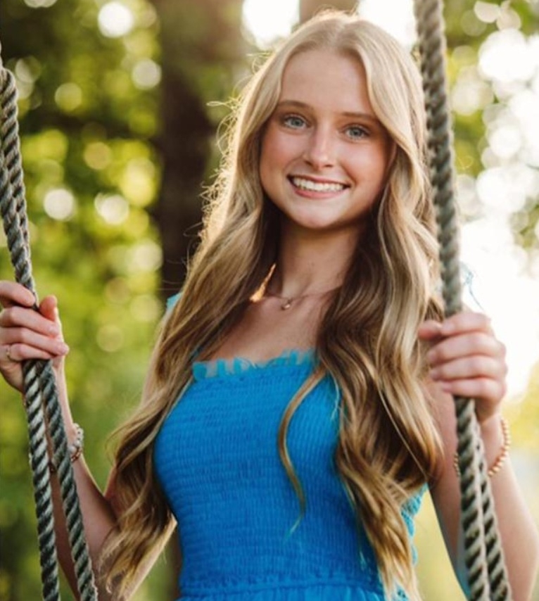 Anna Grace Phelan: TikTok Influencer Dies Aged 19 after Difficult Brain Cancer Battle