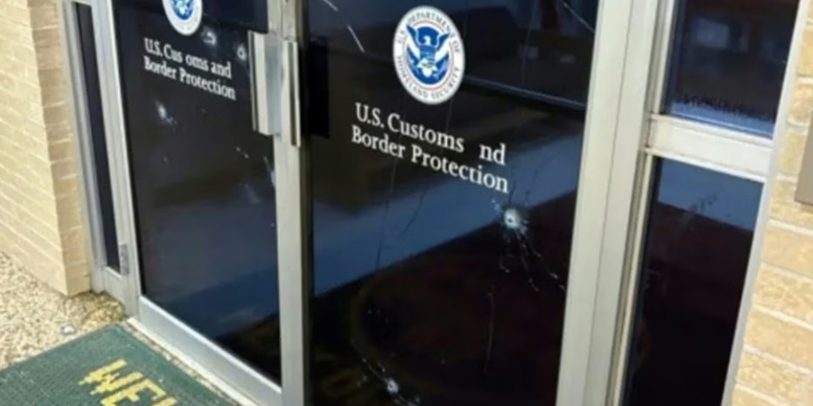 Who Was Ryan Louis Mosqueda? Gunman in Tactical Gear Who Opened Fire after Storming Border Patrol Building Near Major Texas Airport Shot Dead