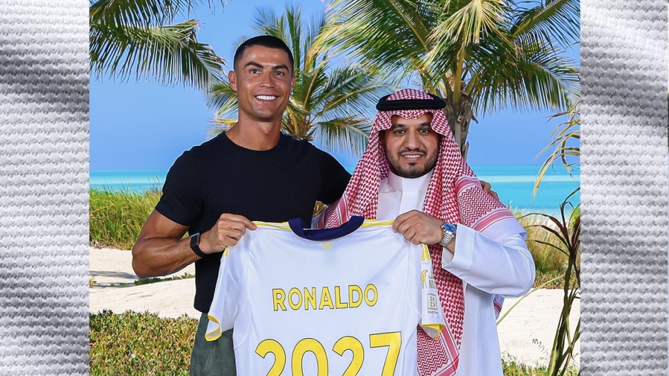 رونالدو يمدد عقده مع النصر السعودي