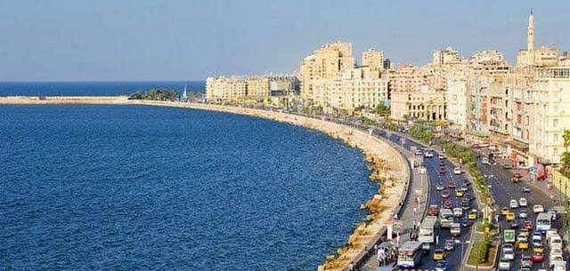 الأرصاد الجوية تحذر من اضطراب الملاحة وارتفاع درجات الحرارة غدًا