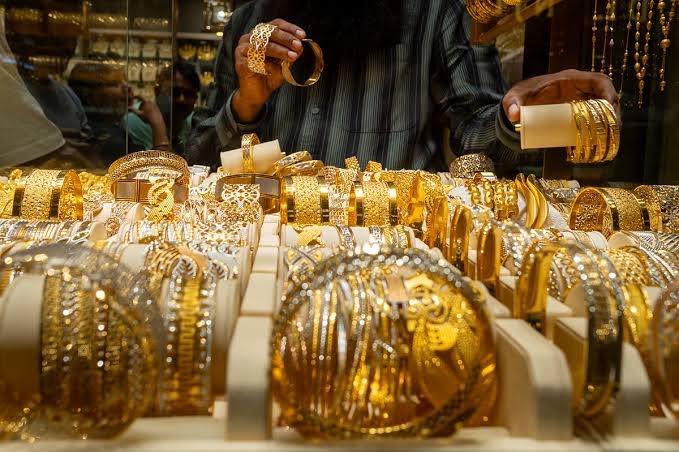 أسعار الذهب اليوم في مصر : استقرار وتذبذب محدود