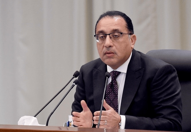 مدبولي: تأخر تنفيذ الطروحات يرجع إلى الظروف الجيوسياسية التي تمر بها المنطقة.. صندوق مصر السيادي يجري دراسة لاستثمار 15 مبنى شاغرًا