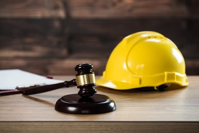 120 دعوى عمالية سُجلت لدى سلطة الأجور بوزارة العمل خلال النصف الأول من العام