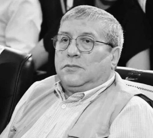 وزير الاتصال محمد مزيان يعزي في وفاة الاعلامي علي ذراع