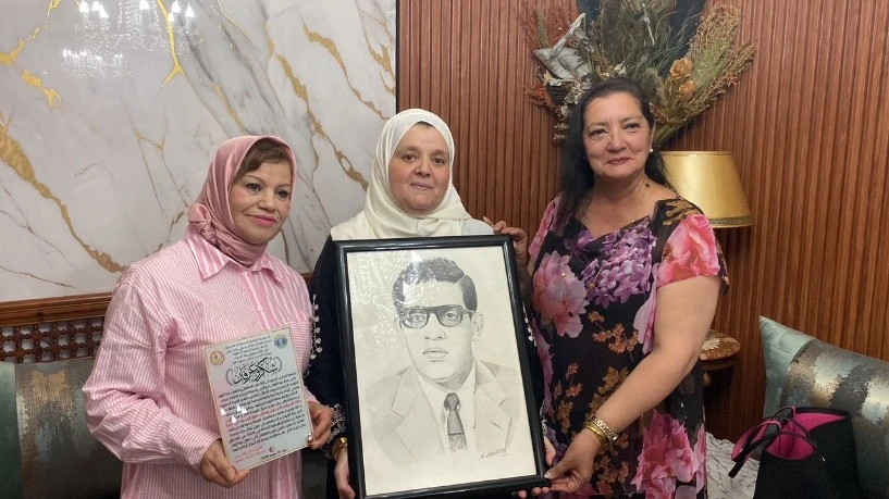 المنظمة الوطنية للمحافظة على الذاكرة وجمعية الإحسان يزوران عائلة المجاهد بوطالب قدور .. ابنة المحكوم عليه بالإعدام تستحضر تضحيات والدها ودور الوسيط الذي اختاره بالسجن
