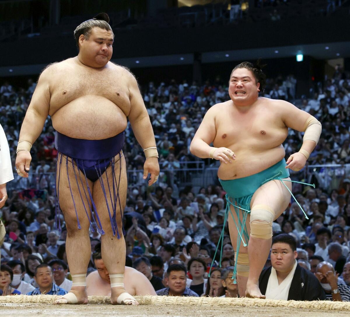Sumo: Ichiyamamoto falls into share of lead, Onosato stays in hunt