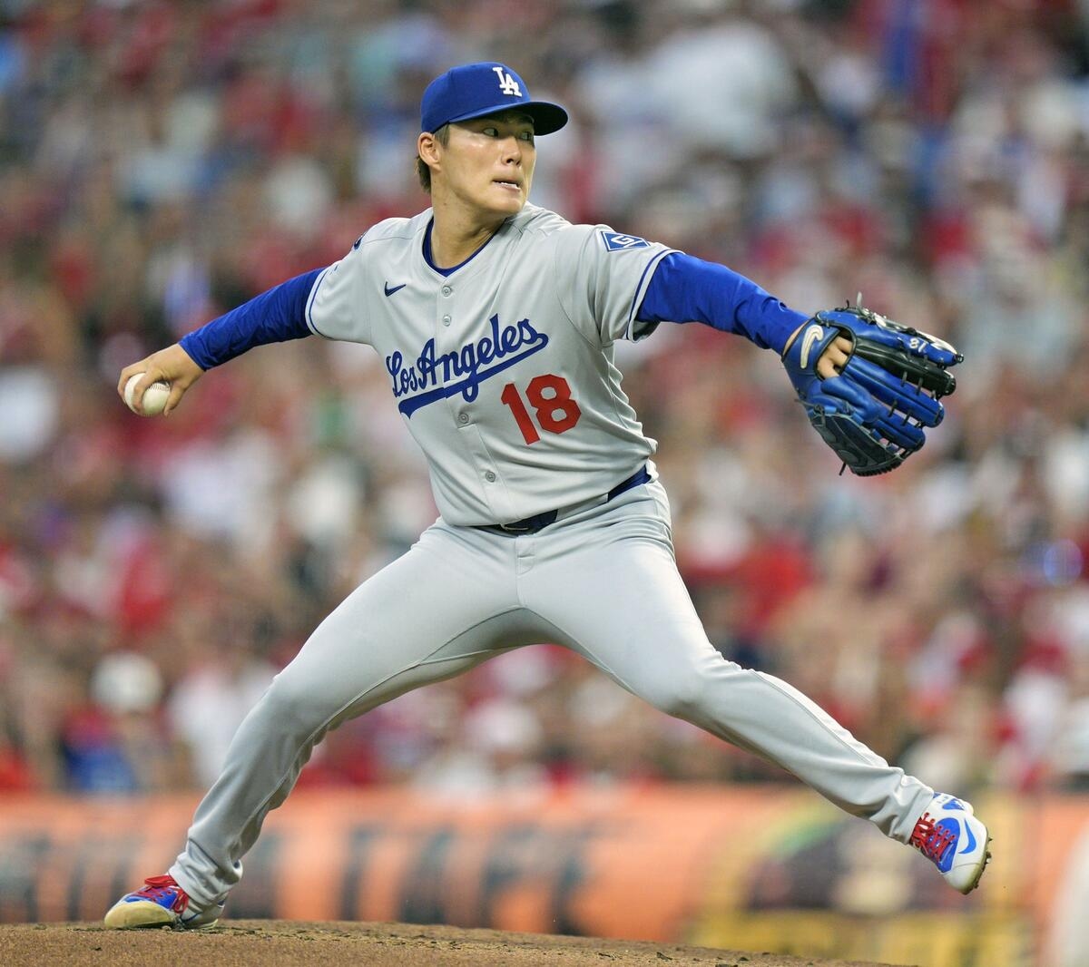 Baseball: Yamamoto pitches Dodgers to win, backed by Ohtani's 2 RBIs