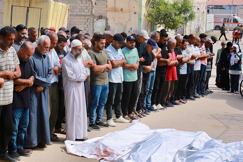 Again Israel kills at least 50 Palestinians near aid site in Gaza - War on Gaza
