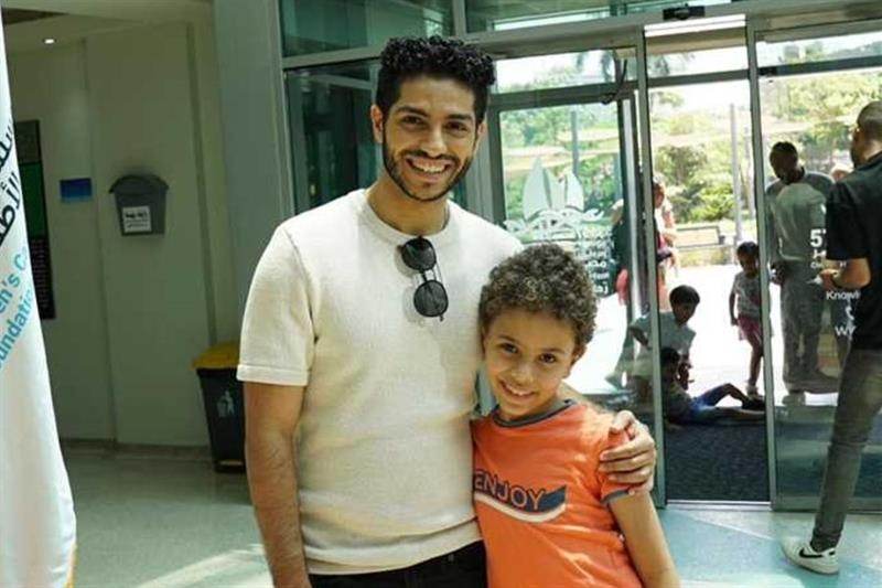 Egyptian-Canadian actor Mena Massoud visits children's cancer hospital