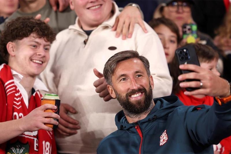 Wrexham chief wants playoff push after promotion to Championship - World