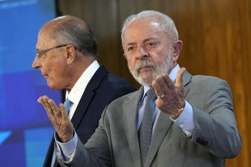 Trump's tariff threat pushes Lula's popularity and worsens legal troubles for Brazil's ex-leader - International