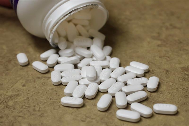 Experts to revise hormone replacement therapy warnings - Health - Life & Style