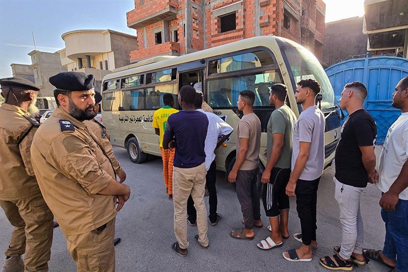 Libya detains 1,500 undocumented migrant workers, mostly Egyptians, in raid near Tripoli - Region