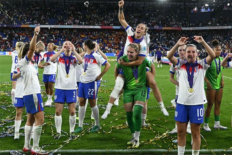 Defending champions England beat Spain on penalties to win Women's Euro 2025 - World