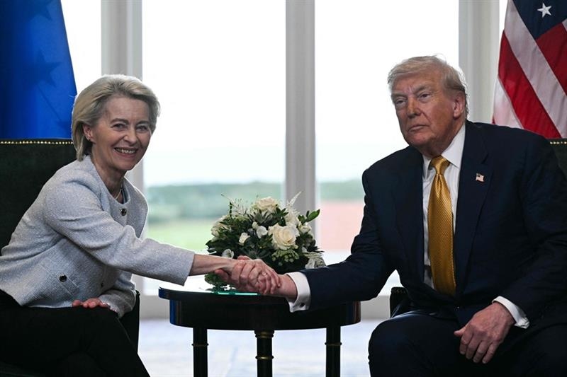 US-EU trade deal wards off further escalation but will raise costs for companies and consumers - International