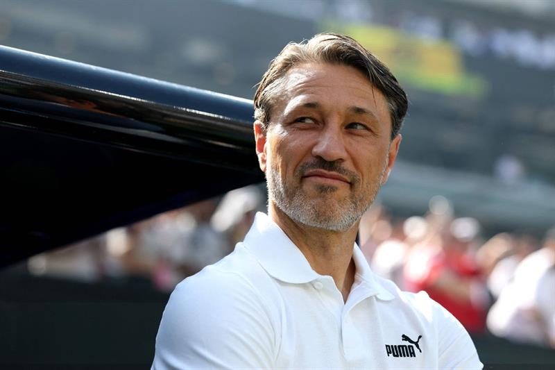 Dortmund coach Kovac says MetLife Stadium field more suited to golf than to soccer