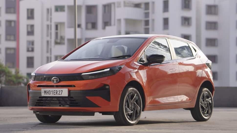 Should You Buy 2025 Tata Altroz? Top 8 Pros And 4 Cons