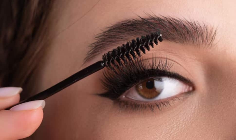 Say Hello to Fuller Lashes: Best Mascaras for Every Eye Look