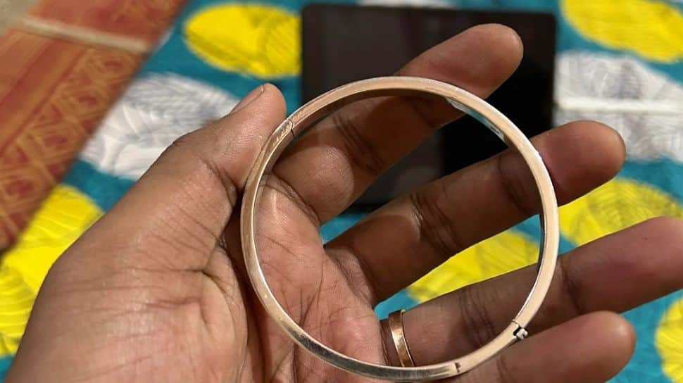 Viral: Bangalore Landlord Gifts Tenant Silver Kada, Internet Applauds Wholesome Gesture